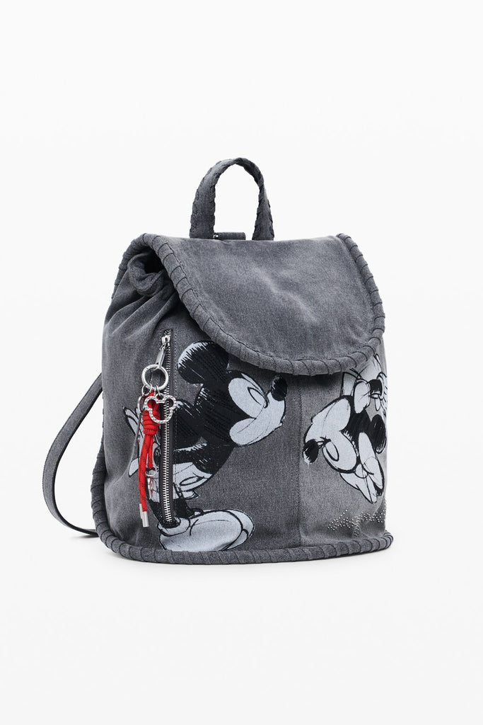 Back Mickey Kiss Noira